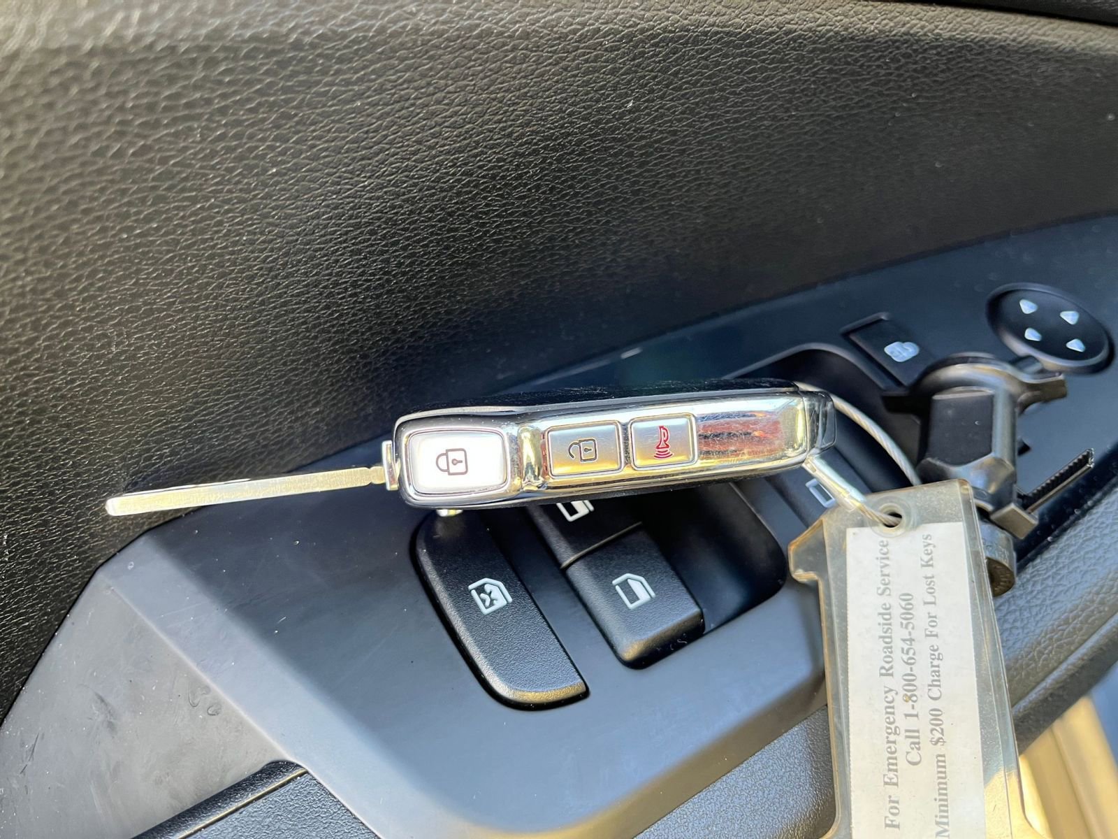 Used 2025 Kia Sportage LX image 21