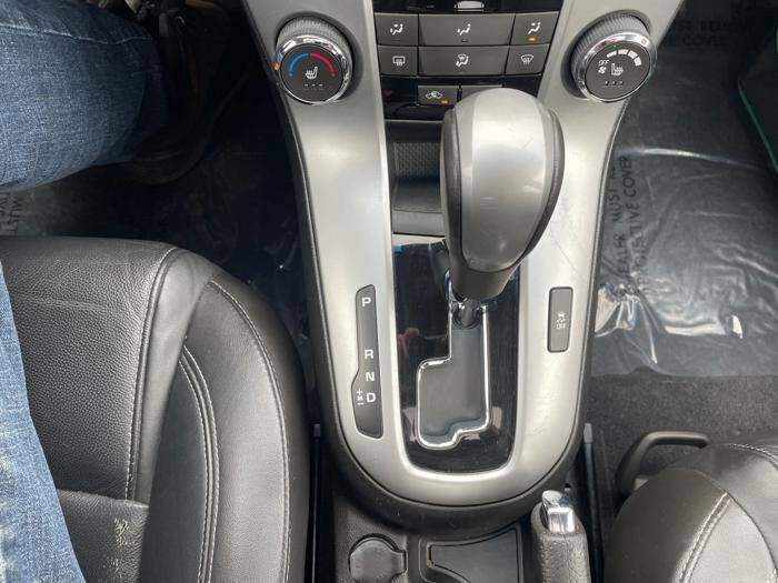 Used 2012 Chevrolet Cruze LT w/ RS Package image 36