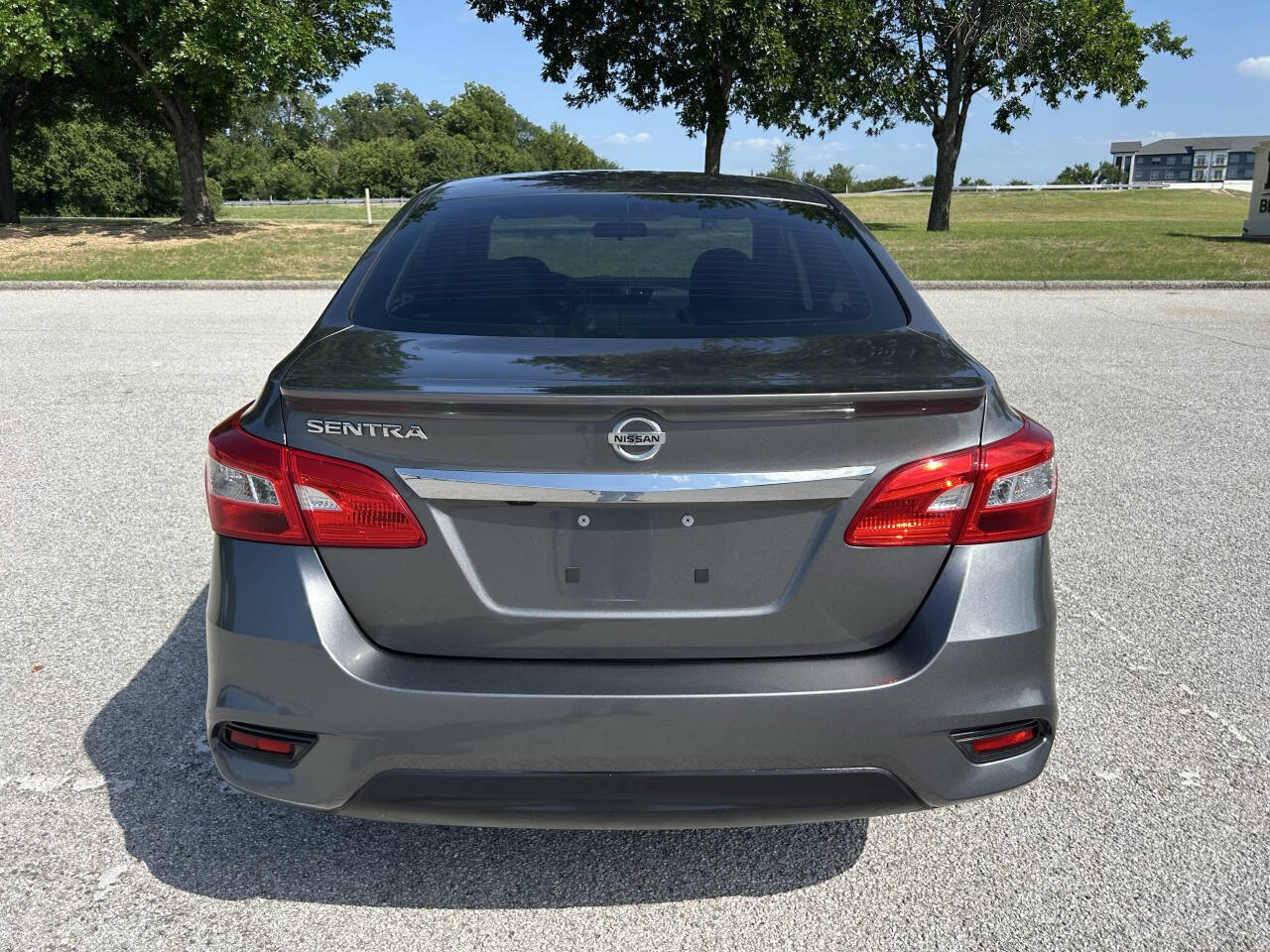 Used 2019 Nissan Sentra S w/ Appearance Package FWD image 12