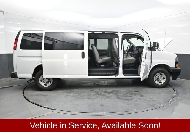 Used 2024 Chevrolet Express 3500 LS RWD image 48