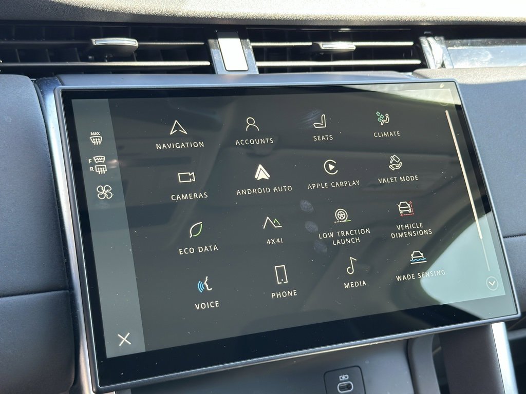 Used 2024 Land Rover Discovery Sport S image 36