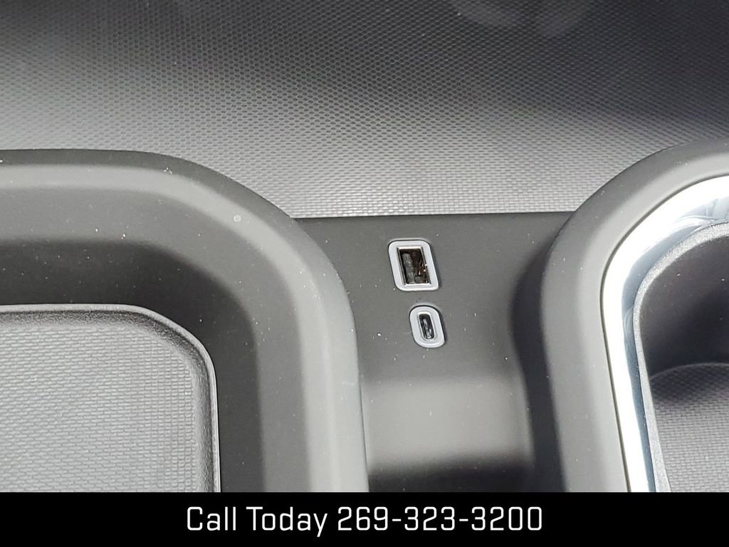 New 2025 GMC Sierra 2500 Denali w/ Denali Reserve Package image 37