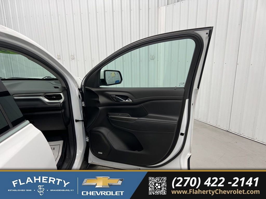 Used 2019 GMC Acadia SLT AWD/4WD image 14