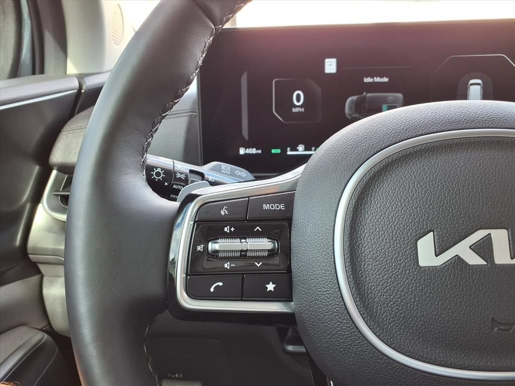 Used 2026 Kia Carnival SX Prestige FWD image 27