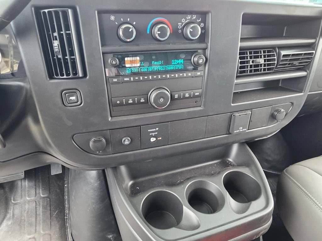 New 2026 Chevrolet Express 4500 w/ Power Convenience Package RWD image 7
