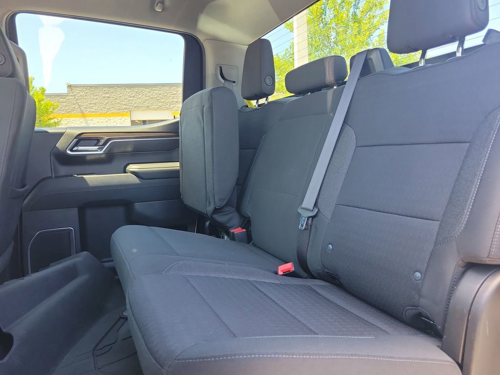 Used 2023 Chevrolet Silverado 1500 RST AWD/4WD image 11