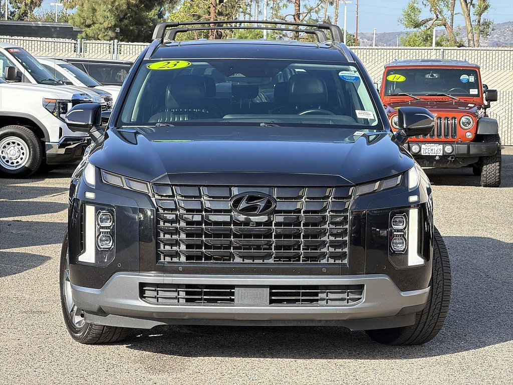 Used 2023 Hyundai Palisade Limited FWD image 2