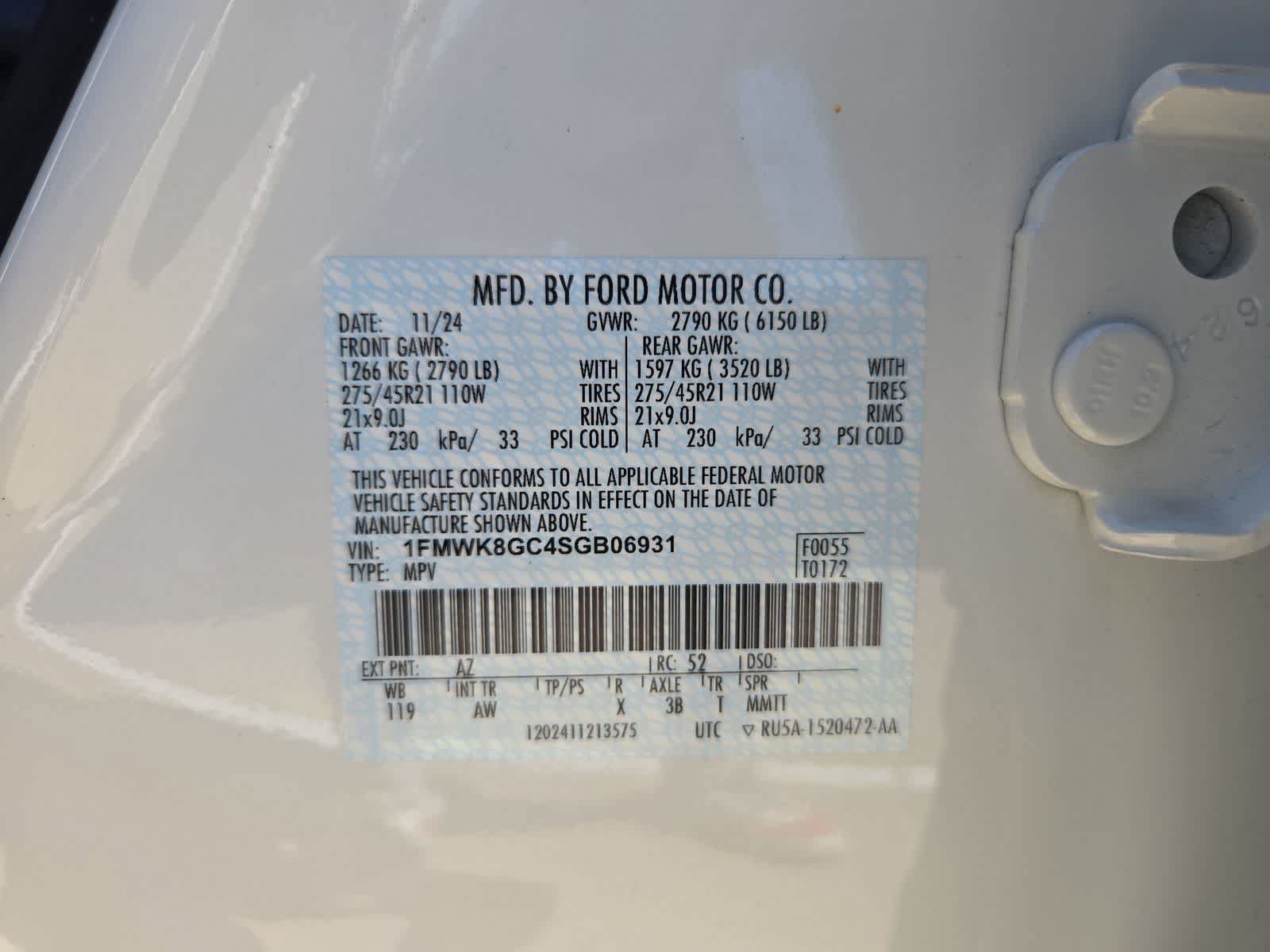 Used 2025 Ford Explorer ST AWD/4WD image 37