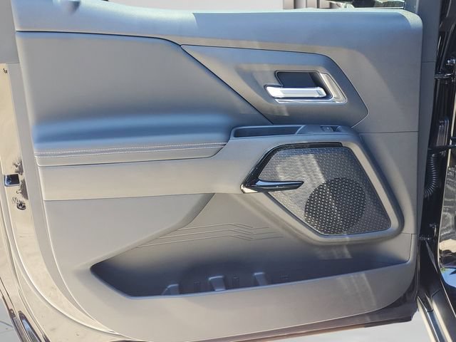 New 2026 Chevrolet Silverado EV LT w/ Plus Package AWD/4WD image 24