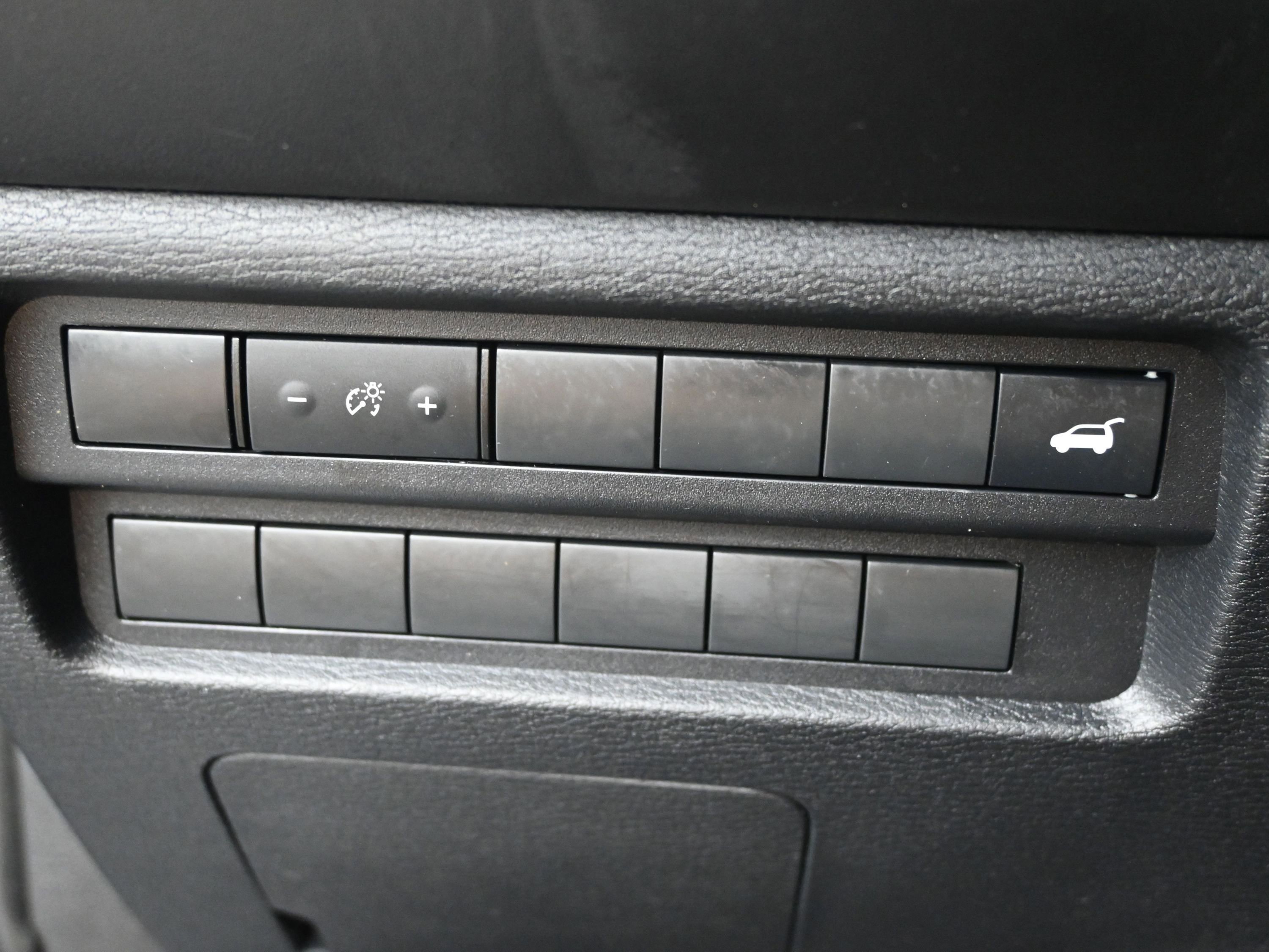 Used 2022 Mitsubishi Outlander SEL image 12