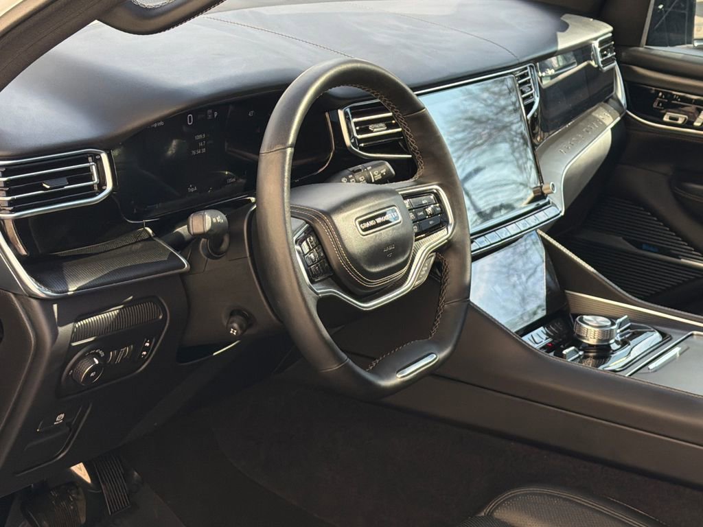 Used 2024 Jeep Grand Wagoneer L Series II w/ Quick Order Packagew 28T image 16