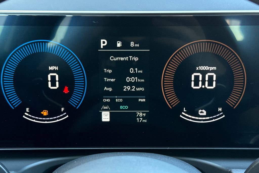 New 2026 Hyundai Tucson Blue SE image 21