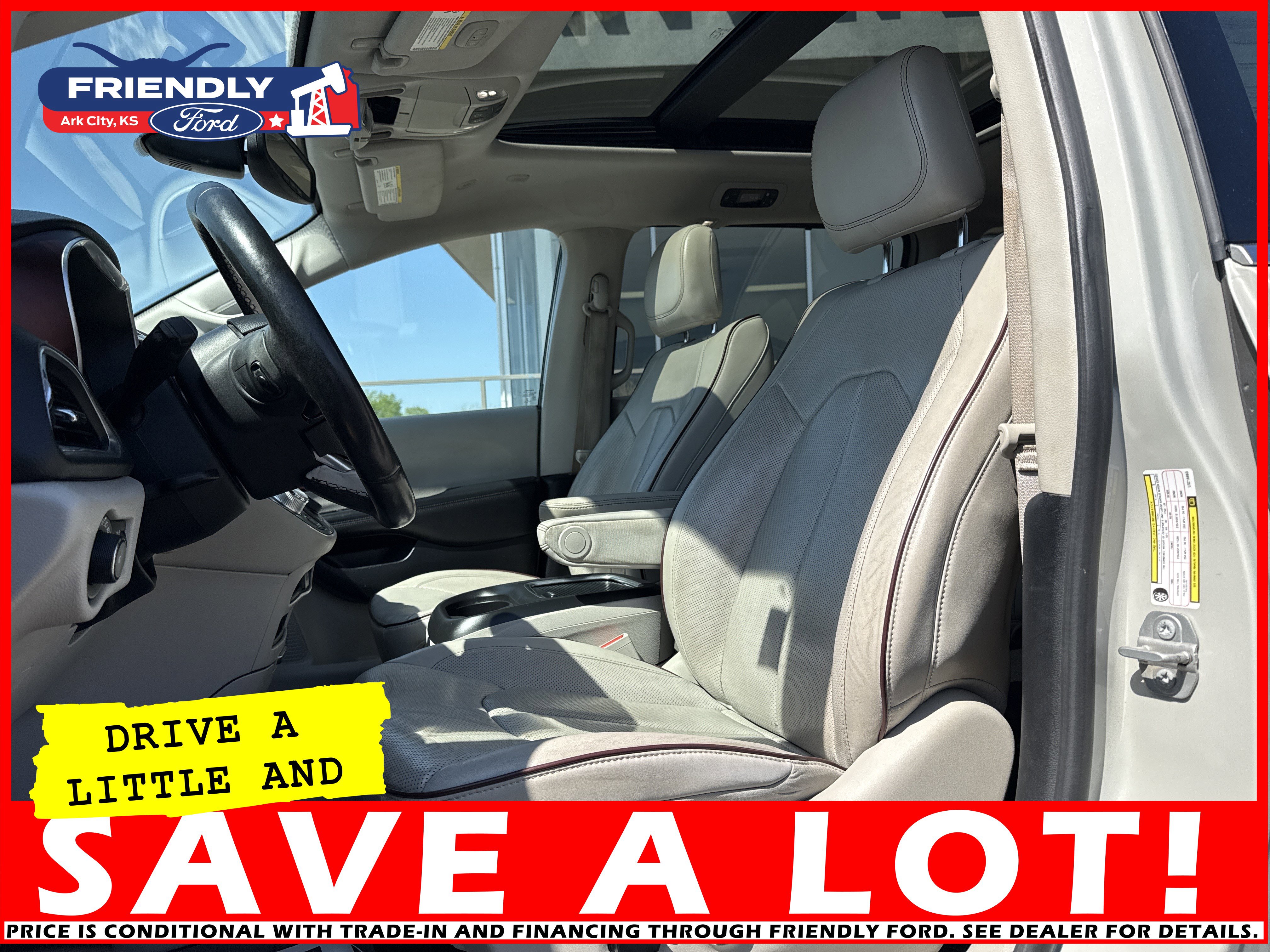 Used 2020 Chrysler Pacifica Limited image 14