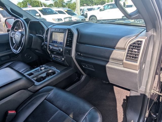 Used 2020 Ford Expedition XLT w/ Equipment Group 202A RWD image 19