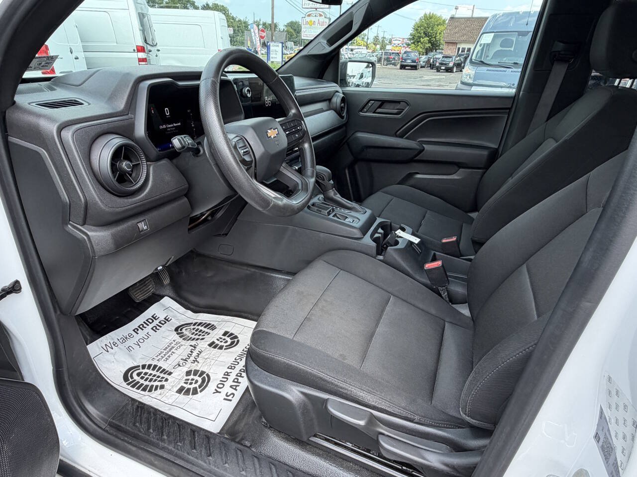 Used 2023 Chevrolet Colorado W/T RWD image 34