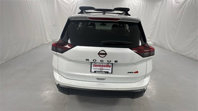 New 2026 Nissan Rogue SV w/ Rock Creek Premium Package image 4