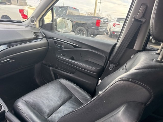 Used 2017 Honda Pilot Elite image 19