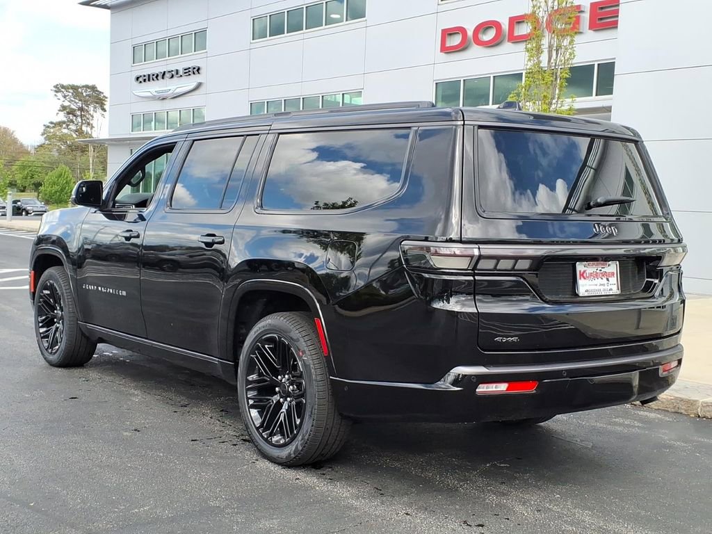 New 2026 Jeep Grand Wagoneer L Limited AWD/4WD image 3