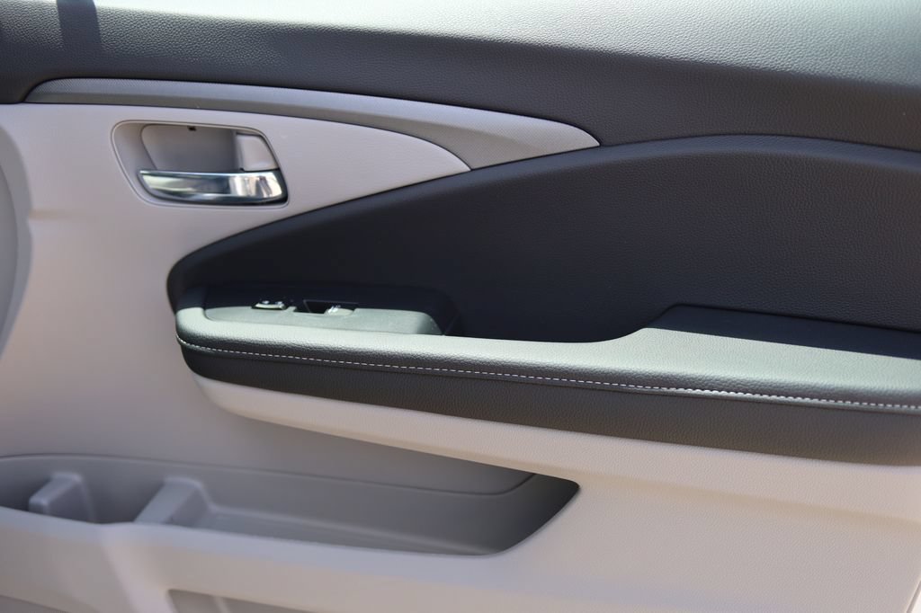 New 2026 Honda Ridgeline RTL image 32
