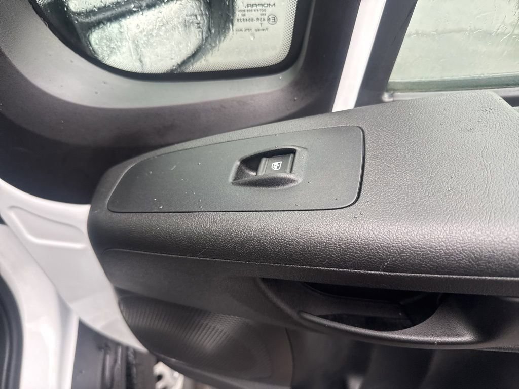 Used 2024 RAM ProMaster 2500 FWD image 32