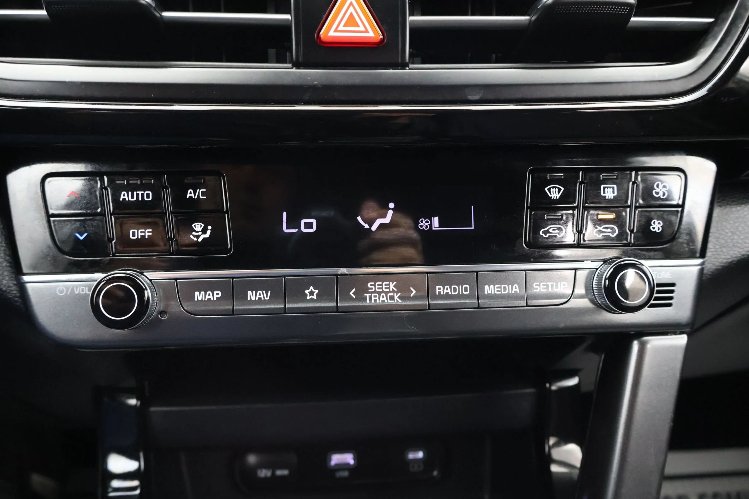 Used 2024 Kia Seltos S AWD/4WD image 30