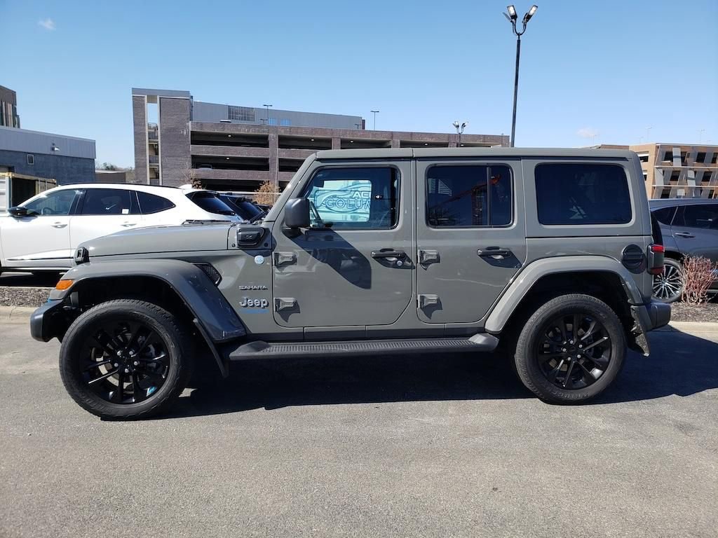 Used 2022 Jeep Wrangler Unlimited Sahara 4xe w/ Cold Weather Group image 8