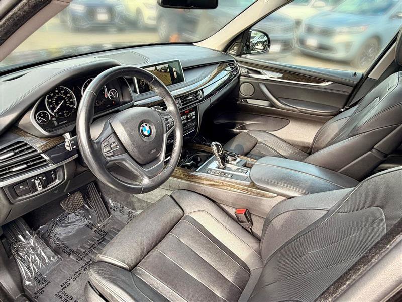 Used 2015 BMW X5 xDrive50i w/ Executive Package AWD/4WD image 8