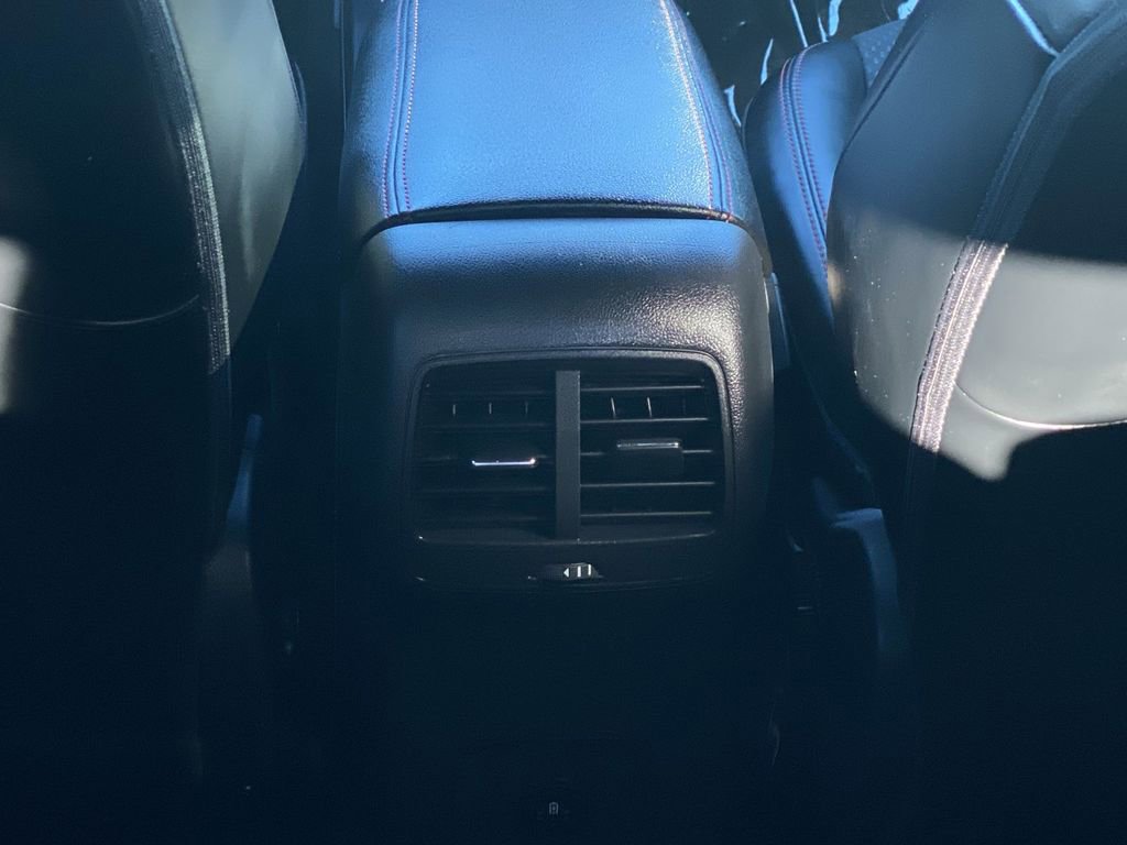 Used 2024 Ford Escape ST-Line image 25