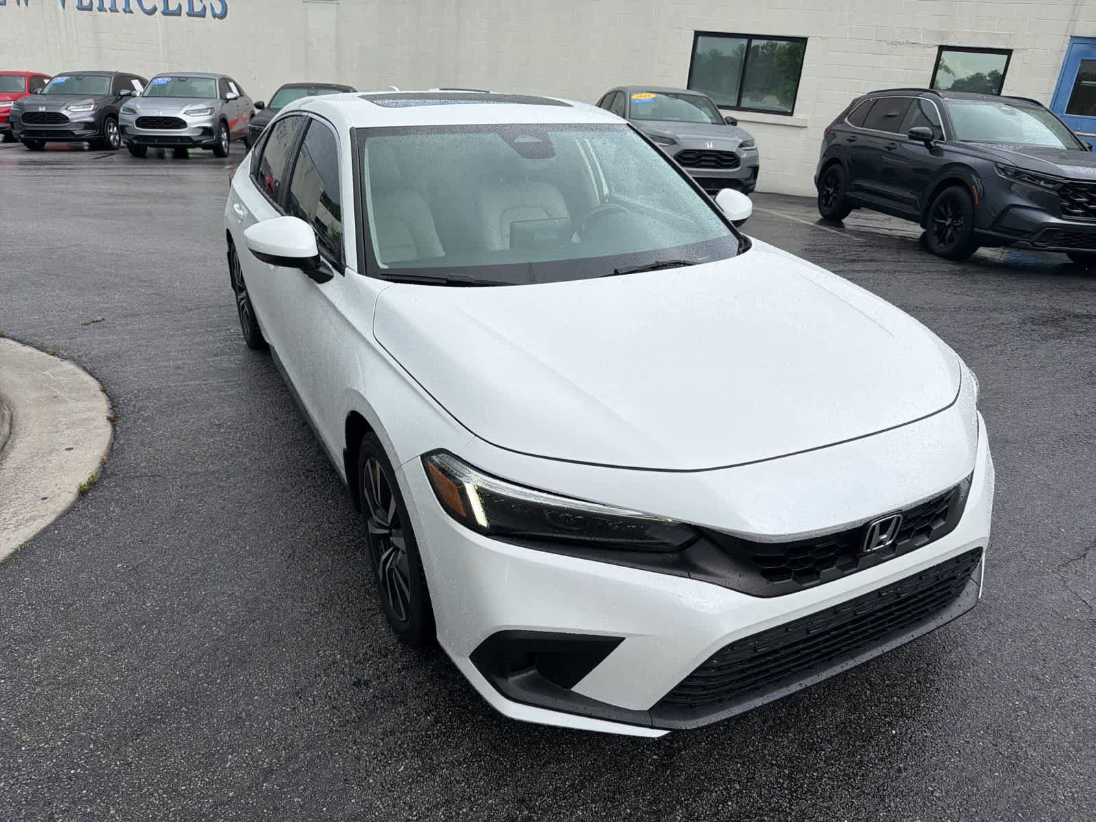 Used 2024 Honda Civic EX-L image 14