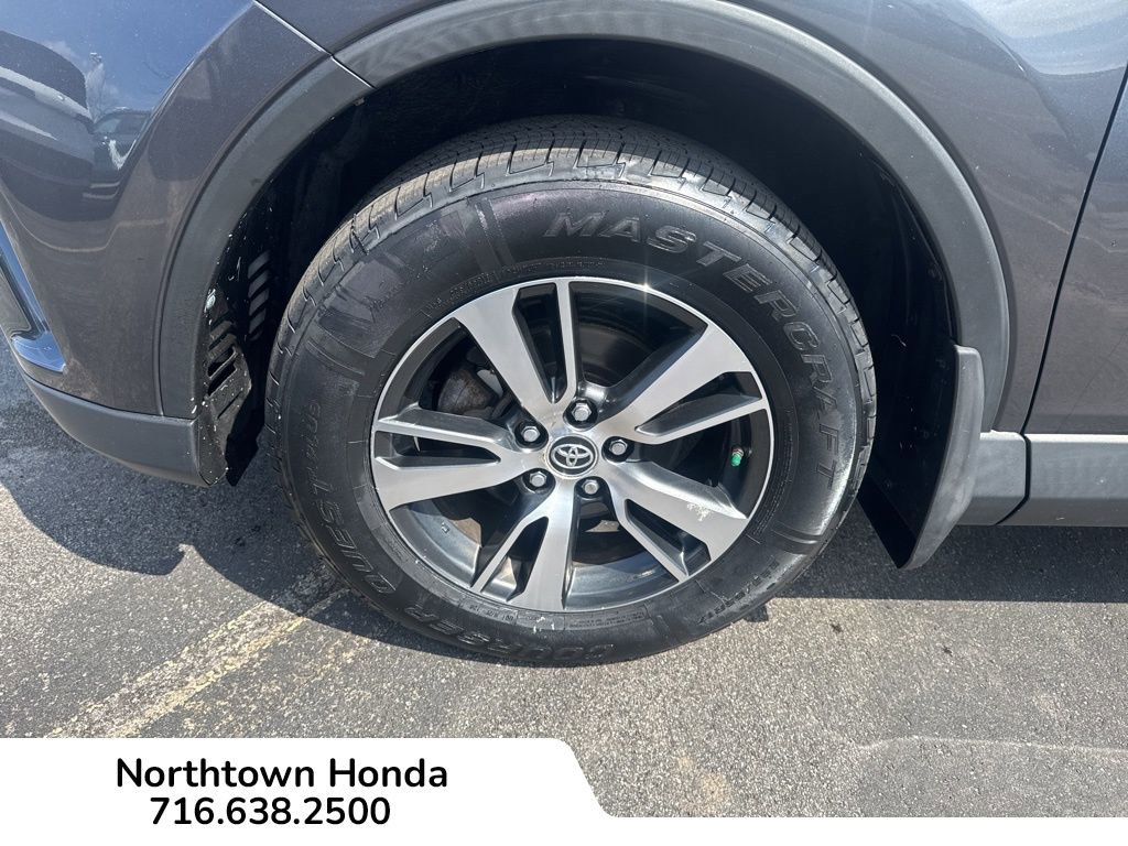 Used 2018 Toyota RAV4 XLE w/ Plus Extra Value Package image 11