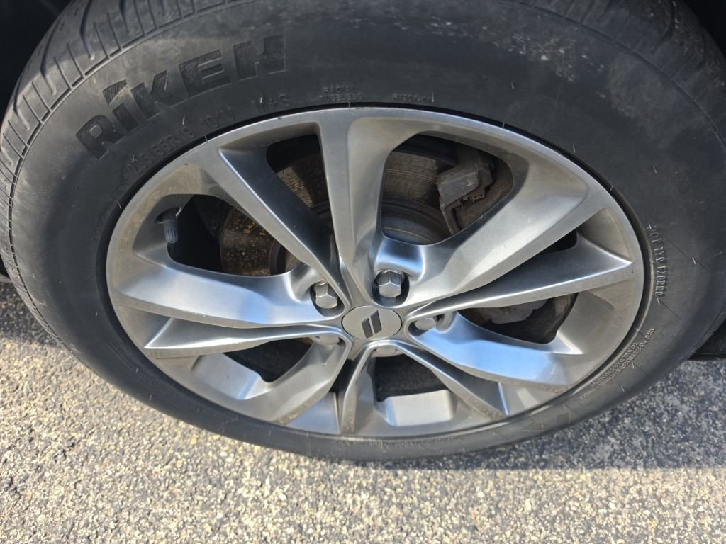 Used 2021 Dodge Challenger SXT w/ Driver Convenience Group image 9