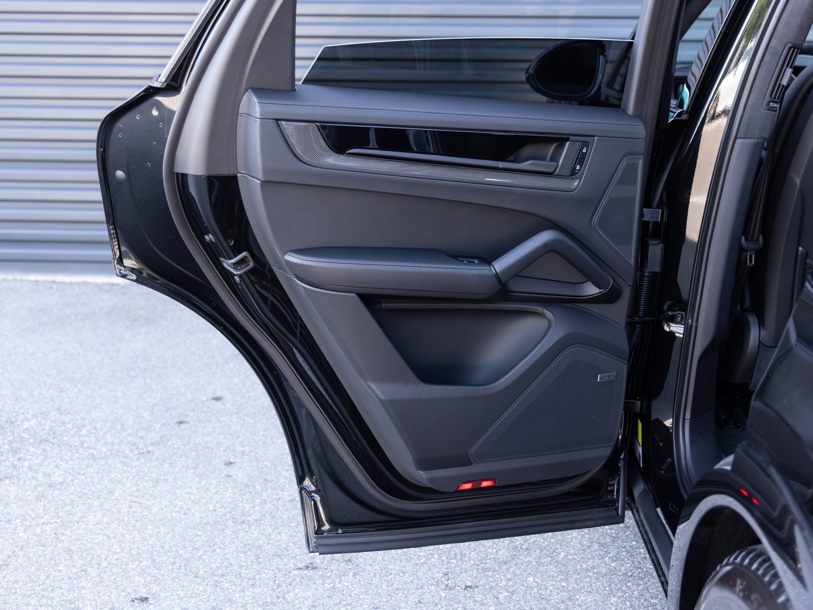 New 2026 Porsche Cayenne GTS AWD/4WD image 25