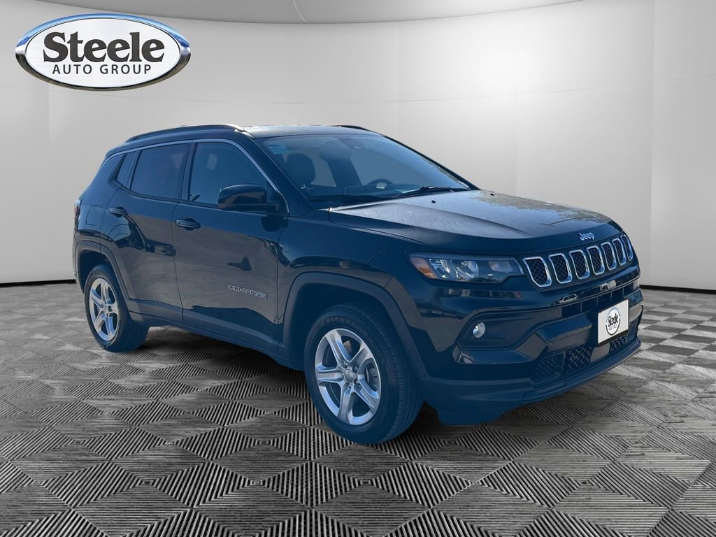 Used 2023 Jeep Compass Latitude w/ Convenience Group image 7