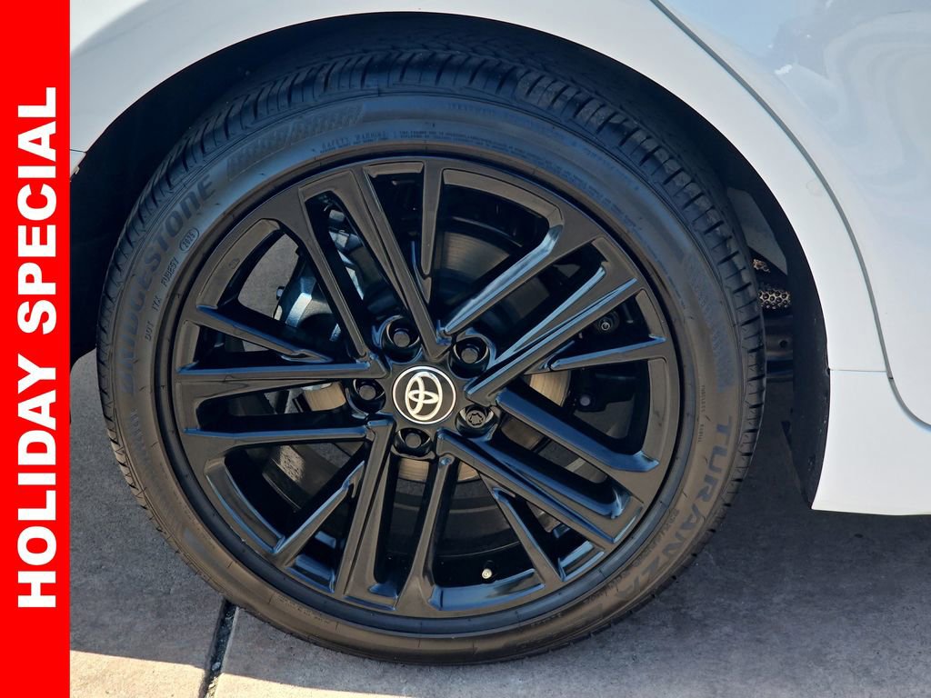 Used 2025 Toyota Camry SE image 36