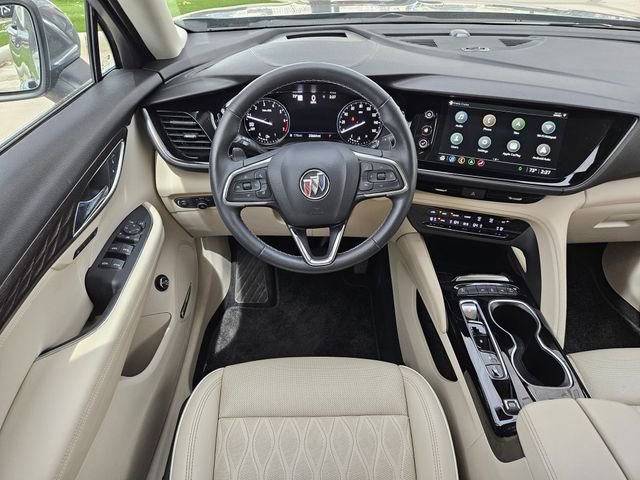 Used 2023 Buick Envision Avenir image 12