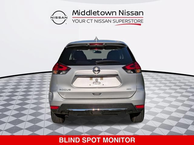 Used 2018 Nissan Rogue S AWD/4WD image 4
