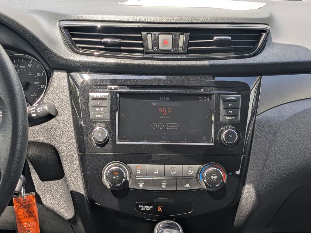 Used 2021 Nissan Rogue Sport S AWD/4WD image 17