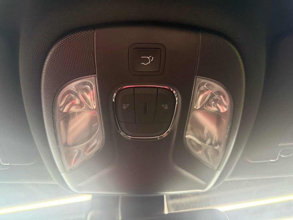 New 2026 Jeep Compass Limited image 25