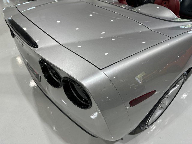 Used 2006 Chevrolet Corvette Convertible w/ Preferred Equipment Group RWD image 33