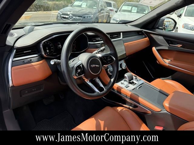 Used 2025 Jaguar F-PACE R-Dynamic S image 11