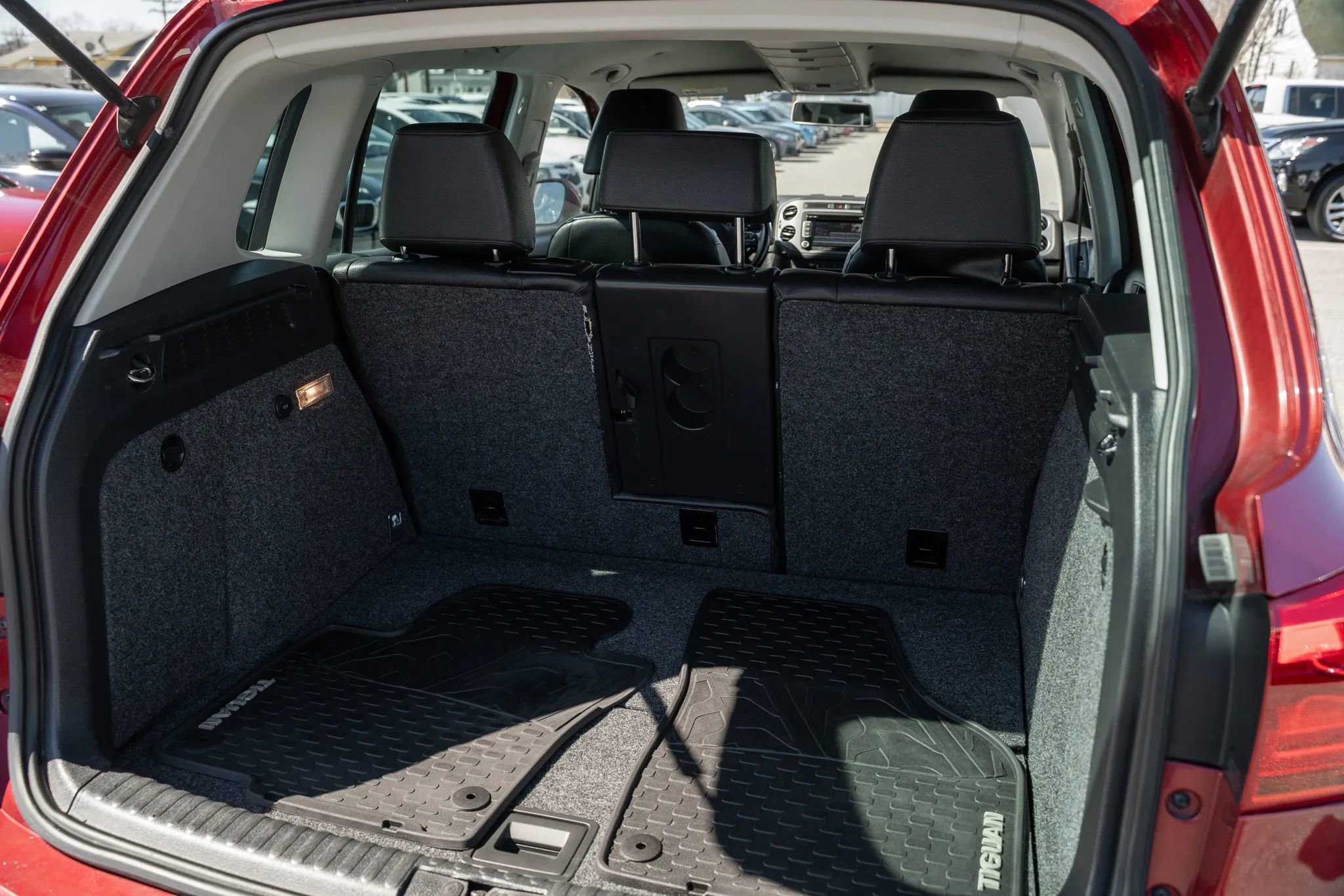 Used 2012 Volkswagen Tiguan S FWD image 9