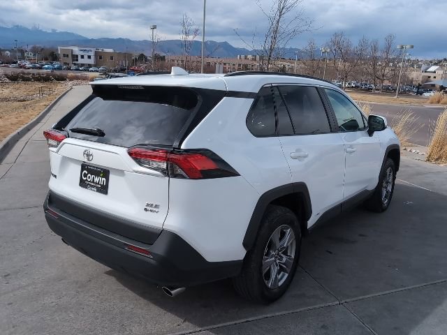 Used 2025 Toyota RAV4 XLE image 8