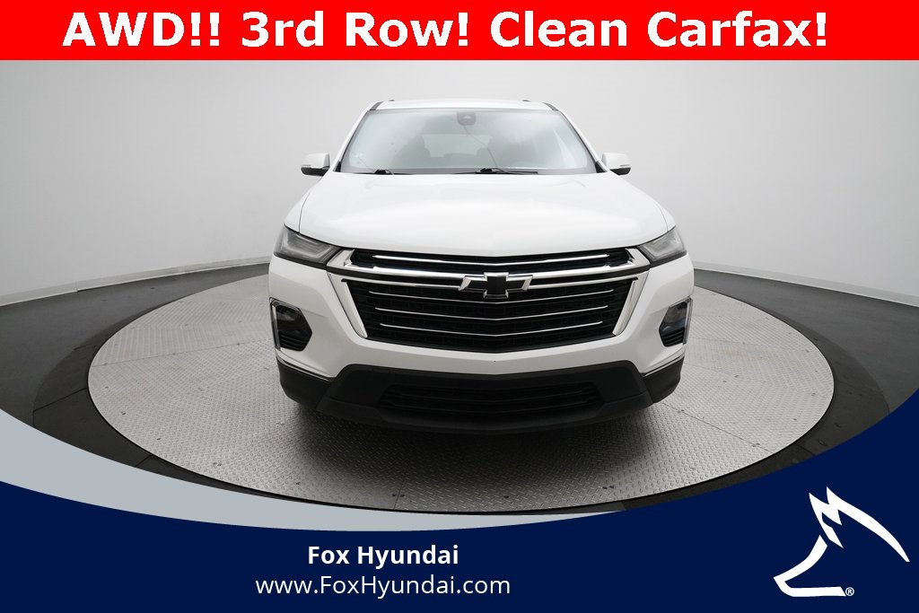 Used 2023 Chevrolet Traverse LT image 11