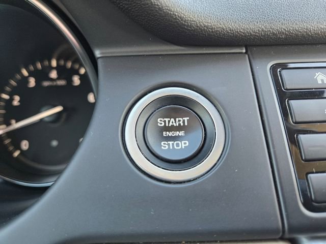 Used 2018 Land Rover Discovery Sport HSE image 20