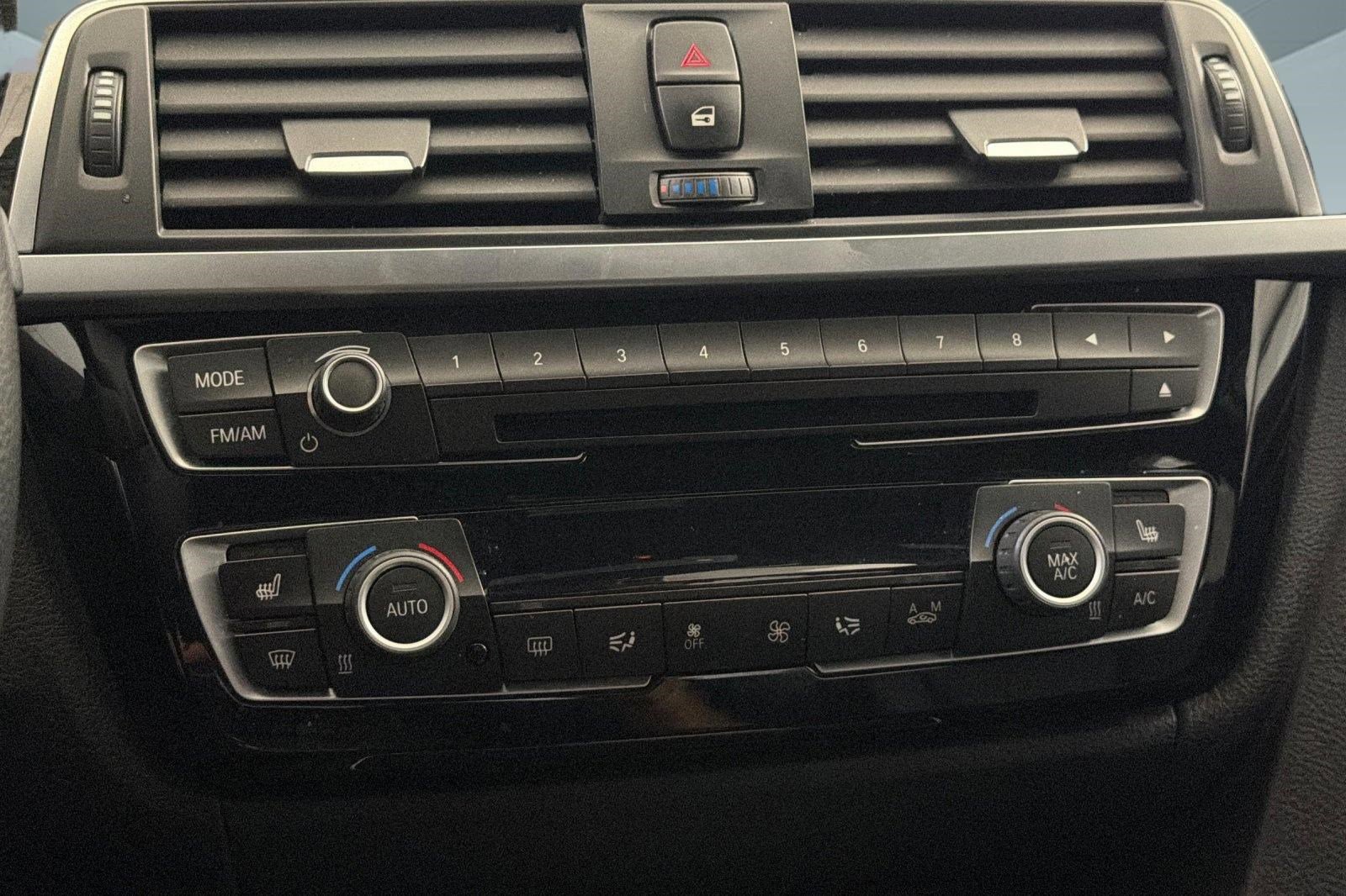 Used 2016 BMW 328i Sedan RWD image 19