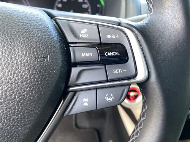 Used 2018 Honda Accord Touring image 33