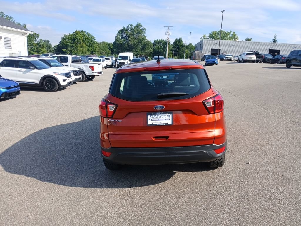 Used 2019 Ford Escape S FWD image 4