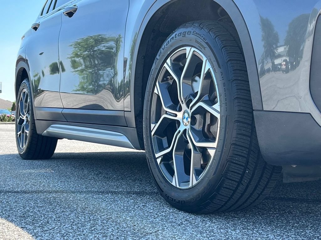Used 2020 BMW X1 xDrive28i w/ Convenience Package AWD/4WD image 9