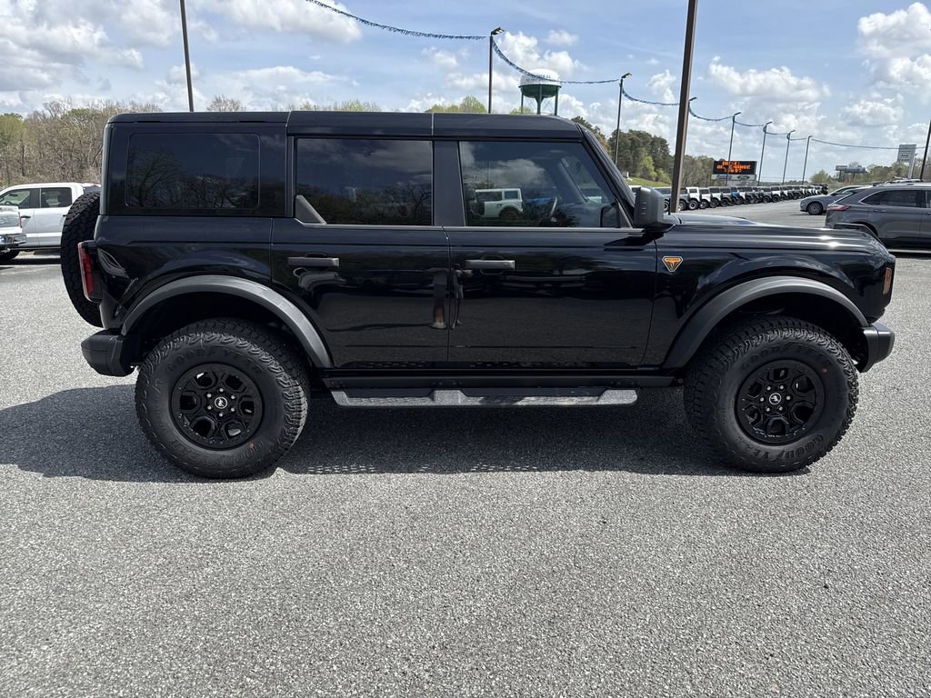 New 2025 Ford Bronco Badlands w/ Sasquatch Package AWD/4WD image 8