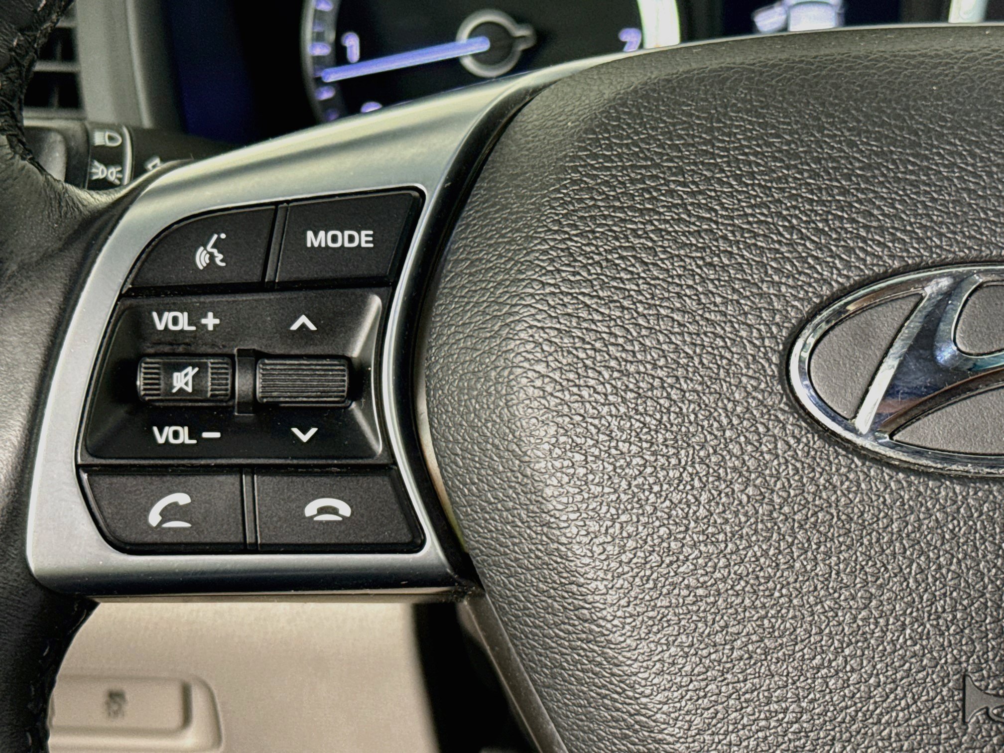 Used 2019 Hyundai Sonata Limited FWD image 11